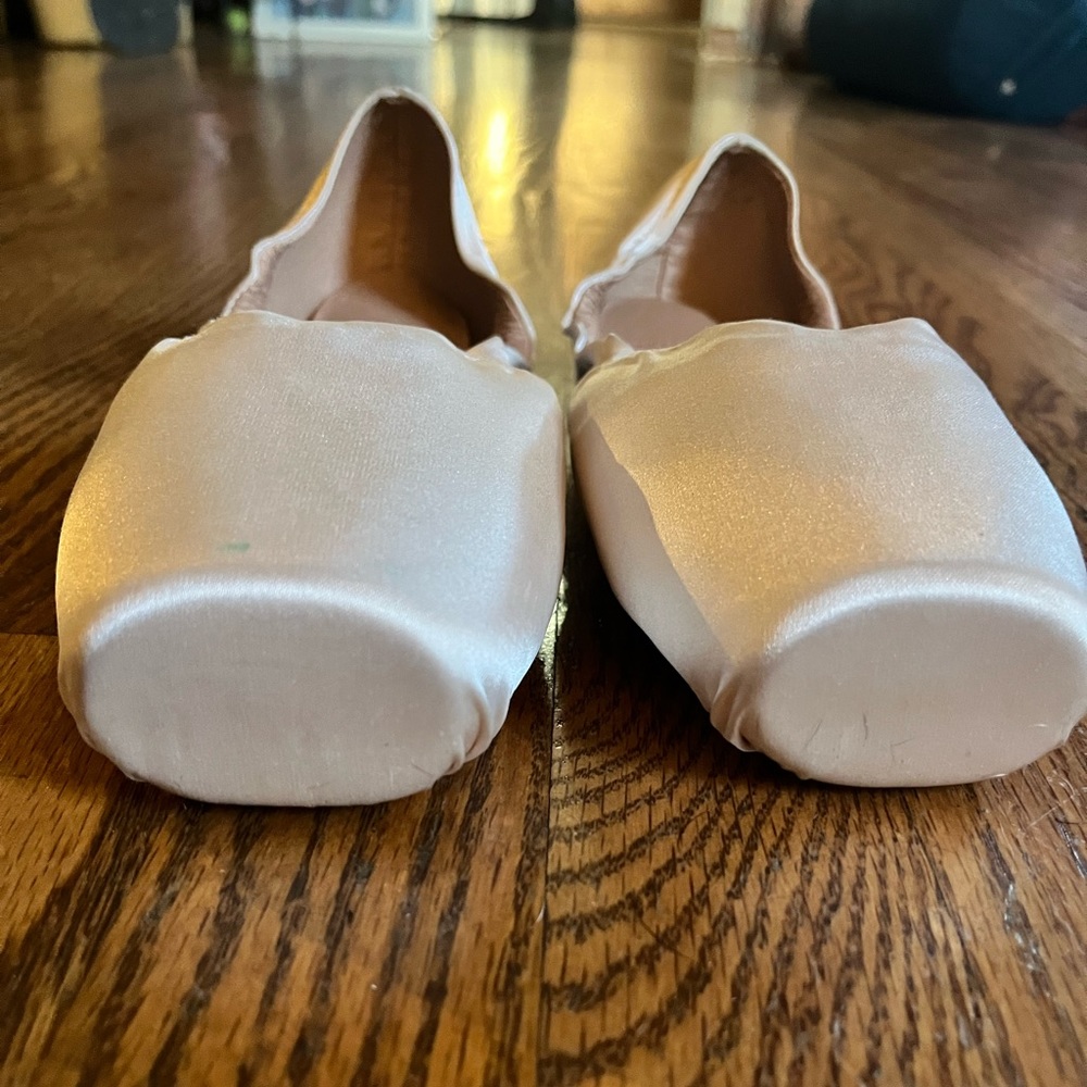 COPY - So danca size 7d point shoe airy removable shank. - Picture 2 of 8